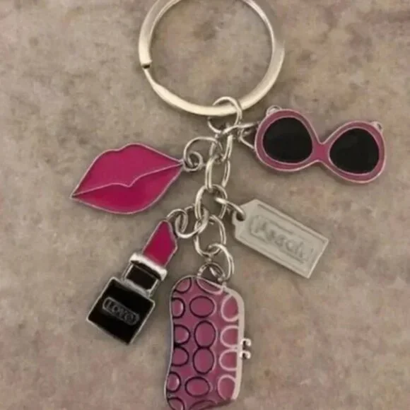 COPY - COPY - New in Package Keychain/Bag Charm - Picture 1 of 7